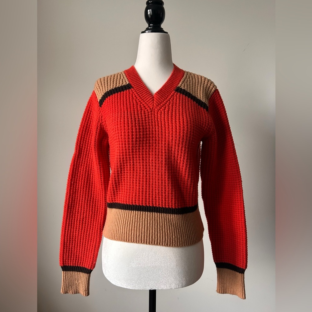 UNIQLO x MARNI Collaboration Popcorn Knit V-Neck Sweater